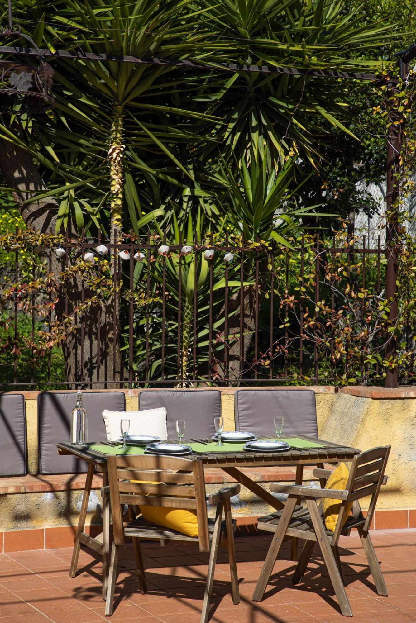 La Casa Del Gelsomino Palace อาชิเรอาเล ภายนอก รูปภาพ