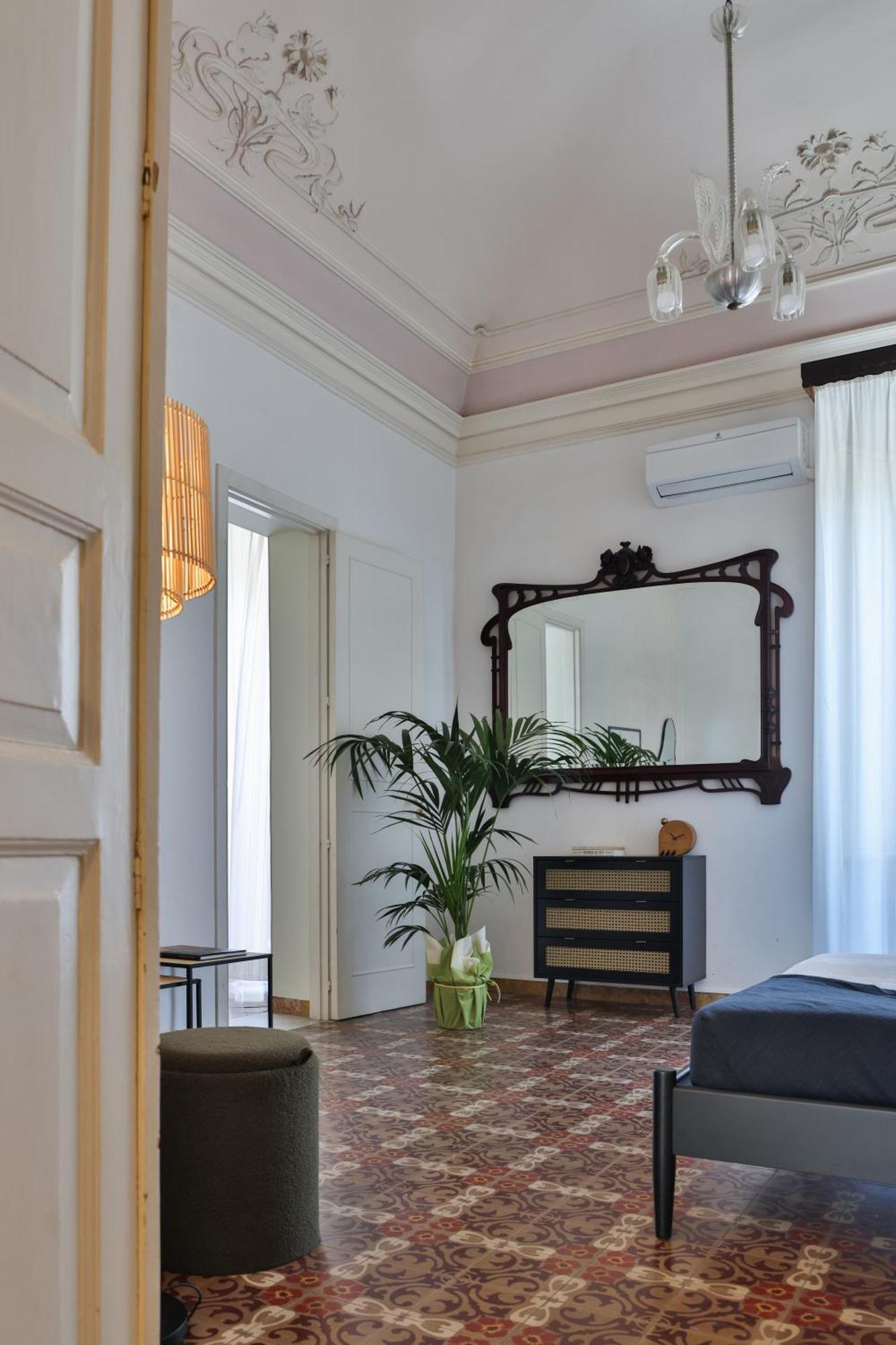 La Casa Del Gelsomino Palace อาชิเรอาเล ภายนอก รูปภาพ